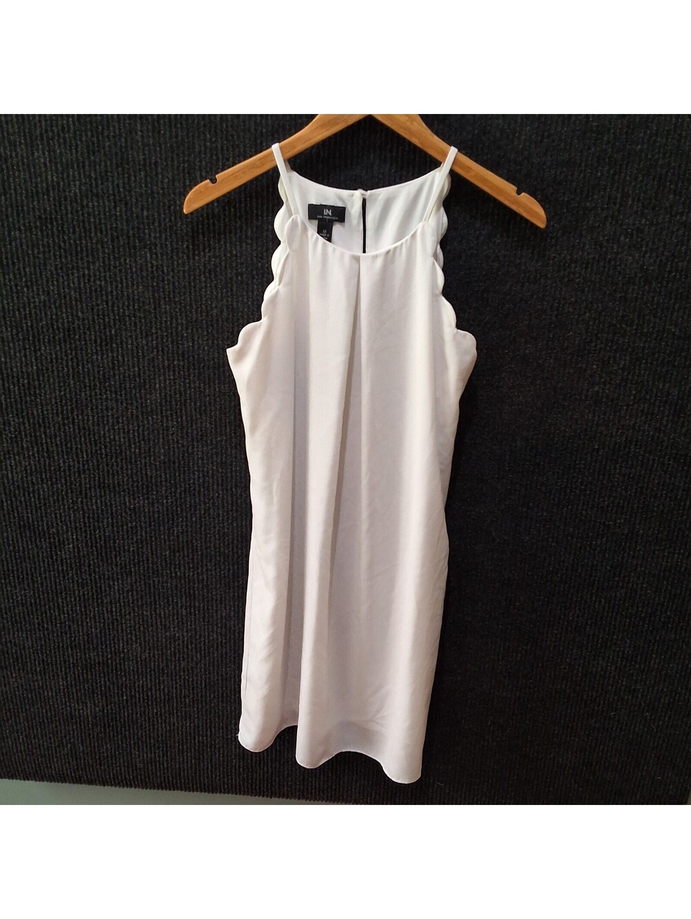 I.N San Francisco White Scalloped Arm A-Line Dress with Keyhole Button Size M